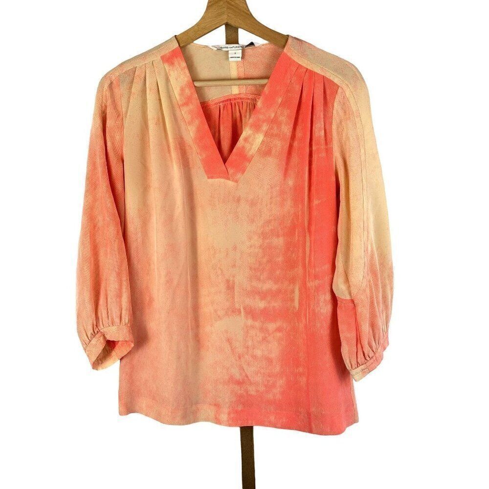 Diane Von Furstenberg Cahill Blouse Tie Dye Print 100% Silk Blouse Sz 2 EUC